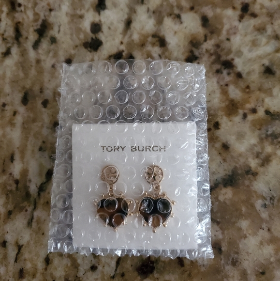 Tory Burch Resin Brown Heart Logo Small Drop Earrings - Picture 6 of 7